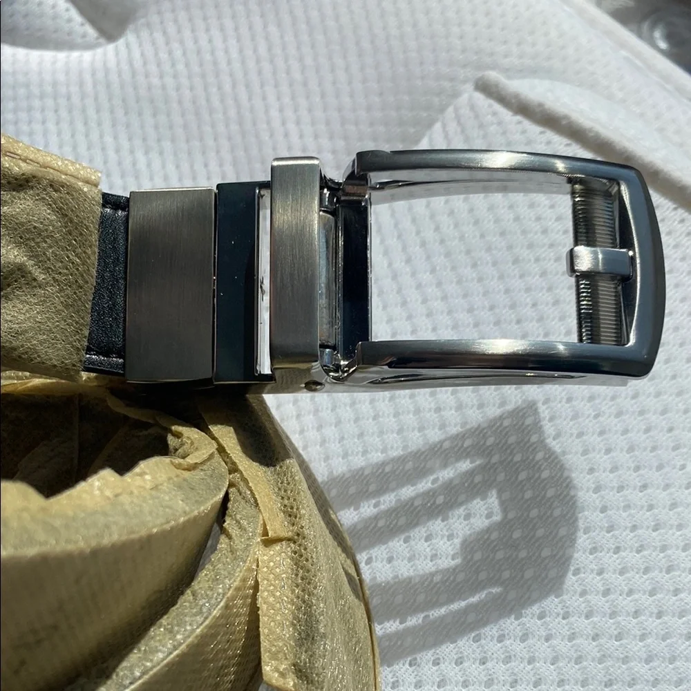 Men's Black/Navy Belt with Silver Buckle (Adjustable and Reversible) - Picture 5 of 9